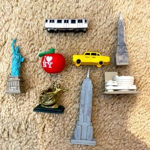 New York City Action Figure Set